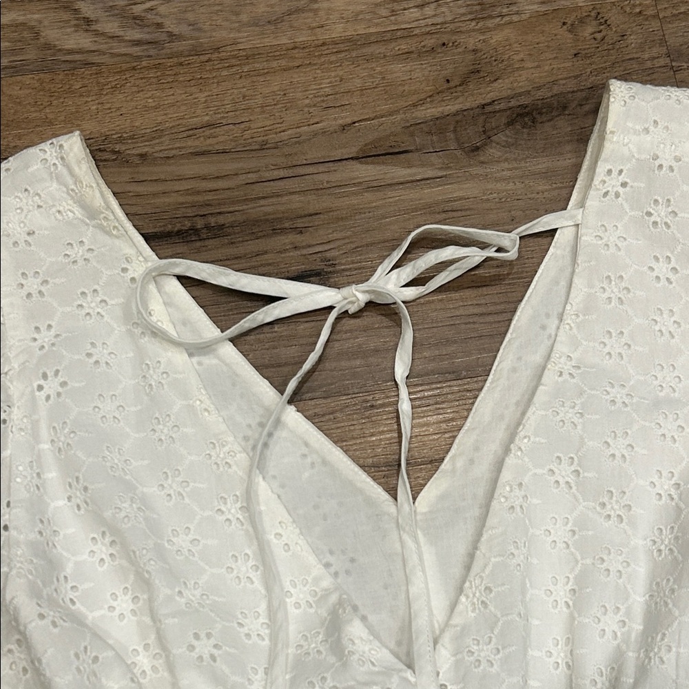 Jessica Simpson White Eyelet Women’s Dress - Picture 6 of 11
